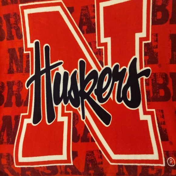 Nebraska Cornhuskers fleece stadium blanket - Picture 8 of 10